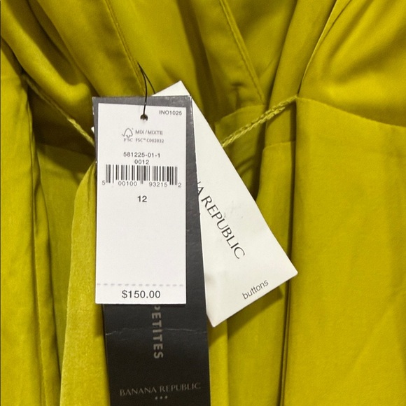 Banana Republic Long Sleeve Chartreuse Dress - Picture 2 of 3